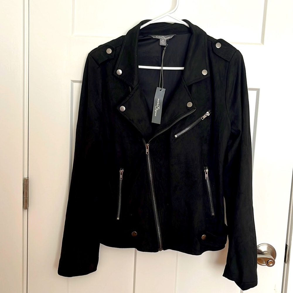 Market & Spruce faux suede black woman’s medium jacket. Brand new never worn!!